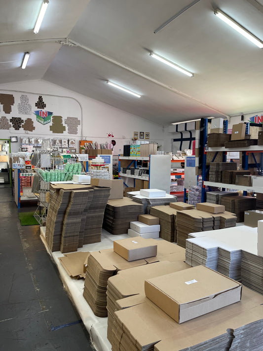 Standard Boxes vs Custom Printed Boxes: Which is best for your business?