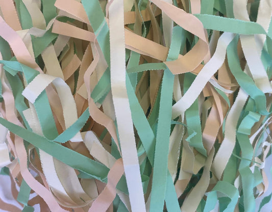 Easter Egg Hunt Shredded Paper (90g)