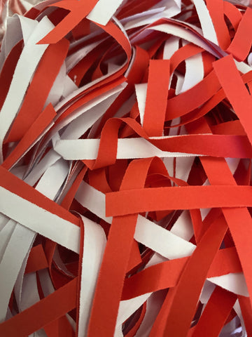 Red & White Shredded Paper (90 grams)