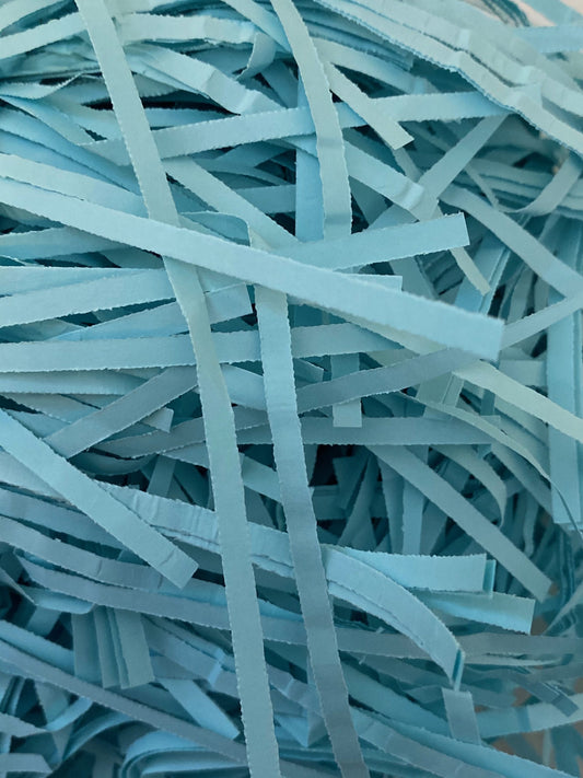 Light Blue Shredded Paper (90 grams)
