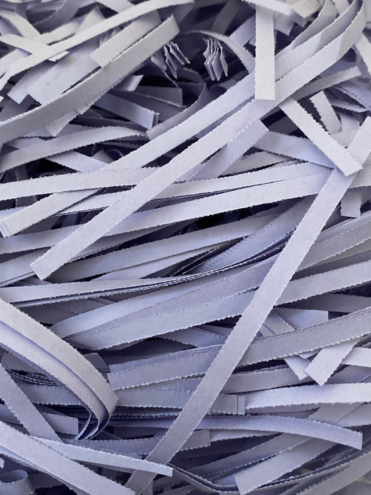 Lilac Shredded Paper (90 grams)